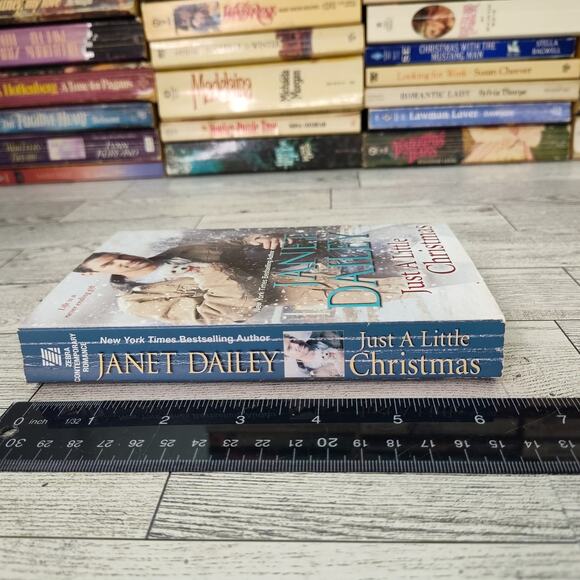 Just a Little Christmas by Janet Dailey 2017 Paperback Romance Zebra 1st Print - Picture 5 of 14